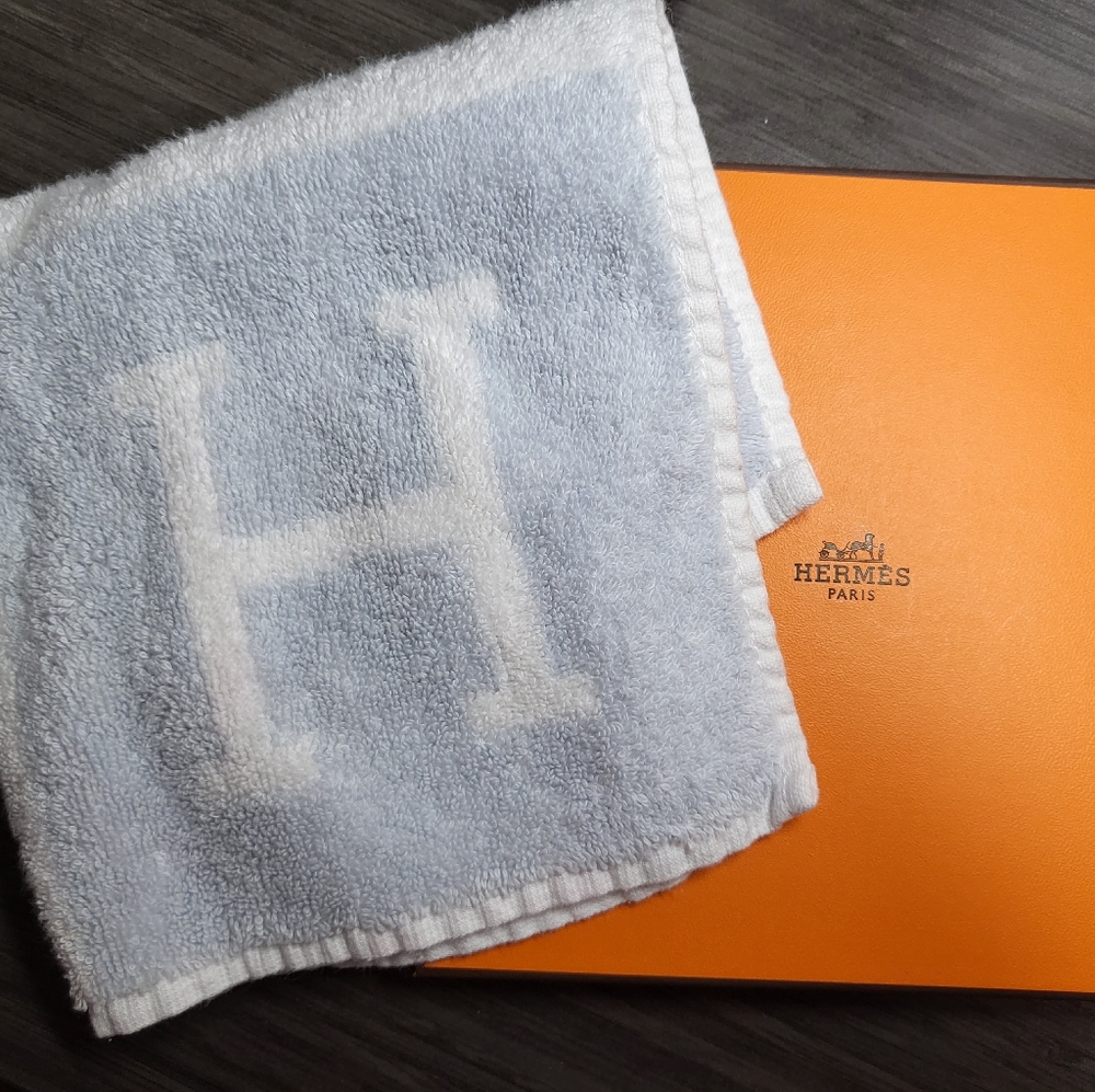 Hermes wash cloth in Bleu glacier